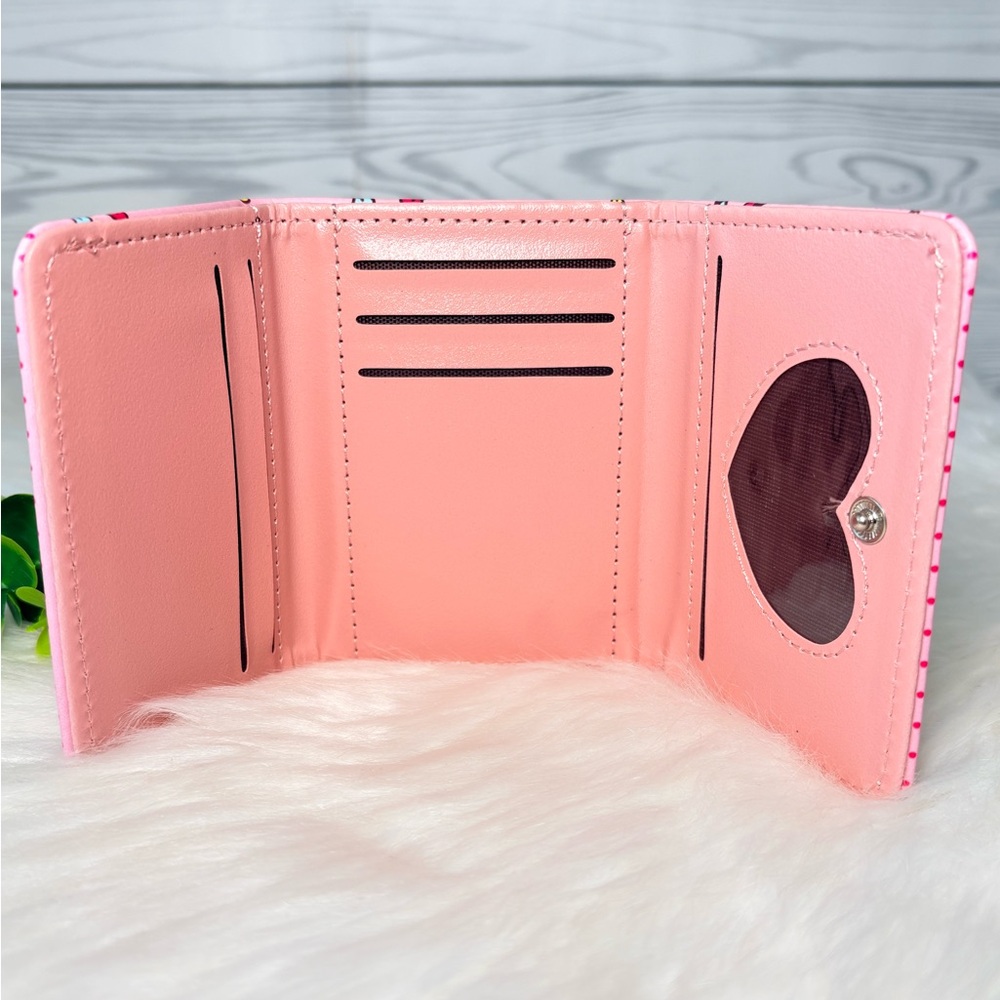 Hello Kitty Pink Heart Pattern Bifold Wallet‎ - Picture 5 of 9